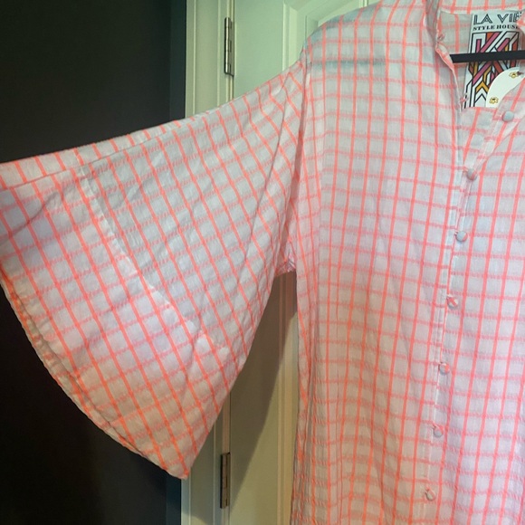 la vie style house Neon Pink Grid Button-Down Maxi Caftan - Picture 7 of 7
